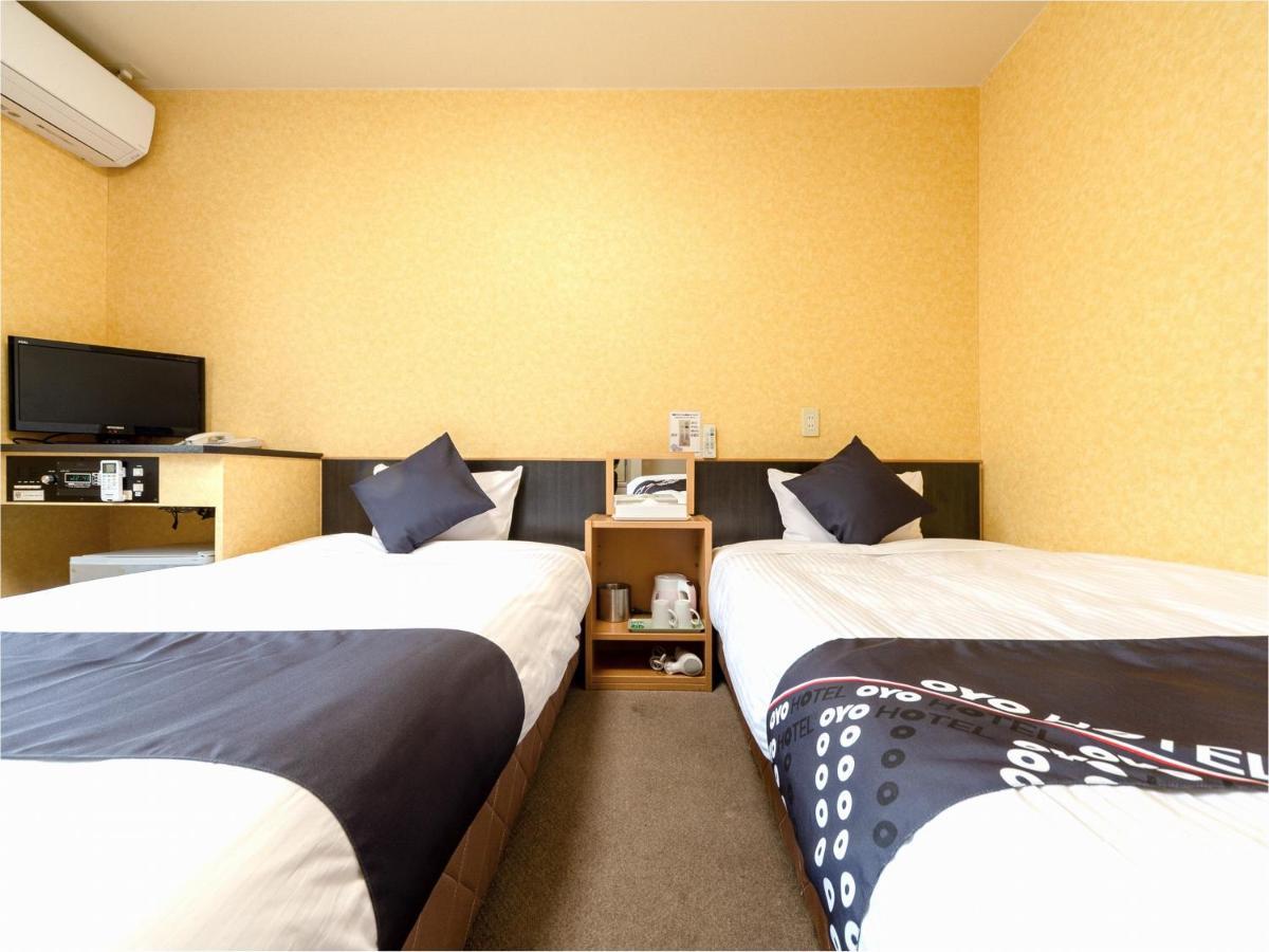 Business Hotel Yanagi Kitakyushu Kokura Kültér fotó